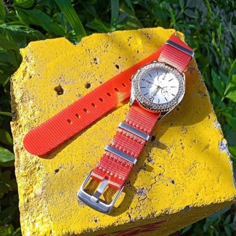 PASEK DO ZEGARKA POMARAŃCZOWY NYLONOWY NATO Zulu 22mm PASEK DO ZEGARKA POMARAŃCZOWY NYLONOWY NATO Zulu 22mm