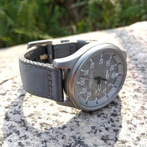 PASEK DO ZEGARKA SZARY NYLONOWY UNIWERSALNY 18mm PASEK DO ZEGARKA SZARY NYLONOWY UNIWERSALNY 18mm