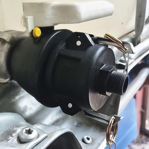 ADAPTER SPUSTOWY 2"ZŁĄCZE CAMLOCK GWINT WĘŻA 3/4" DO IBC ZBIORNIKA B2x3/4 ADAPTER SPUSTOWY 2"ZŁĄCZE CAMLOCK GWINT WĘŻA 3/4" DO IBC ZBIORNIKA B2x3/4