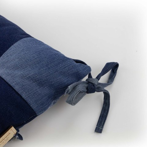 PODUSZKA NA KRZESŁO JEANS RECYKLING HANDMADE 40x40cm PODUSZKA NA KRZESŁO JEANS RECYKLING HANDMADE 40x40cm