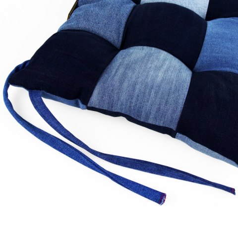 PODUSZKA NA KRZESŁO JEANS RECYKLING 40x40cm PODUSZKA NA KRZESŁO JEANS RECYKLING 40x40cm