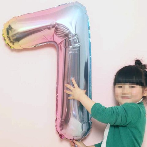 DEKORACJE BALON CYFRA 17 URODZINY METALICZNY 100CM