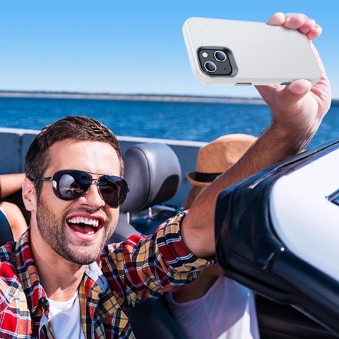 ETUI APPLE IPHONE 14 / 13 SREBRNE WYTŁACZANE ANTY- POŚLIZGOWE OCHRONNE
